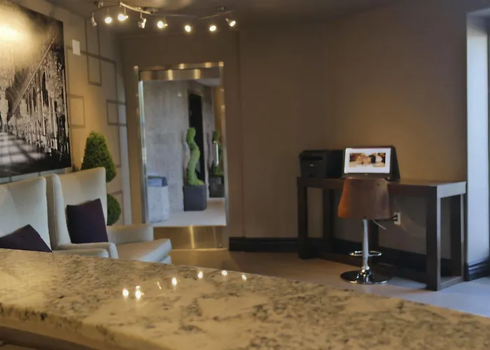 Hotel Del Sol, Boutique Phoenix Airport Hotel